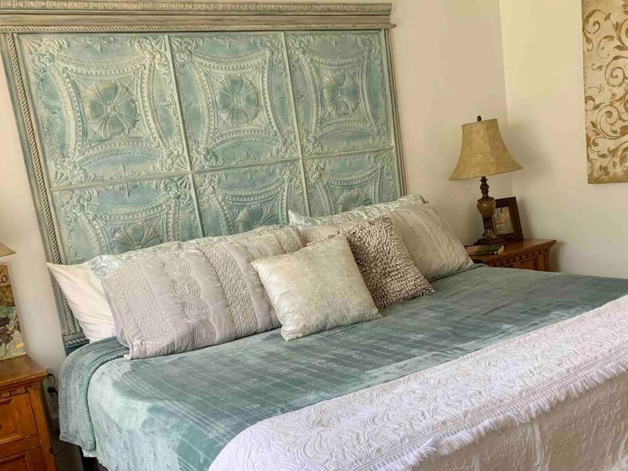Luxury Oasis- 1 Bedroom Romantic Getaways Lubbock Eksteriør bilde