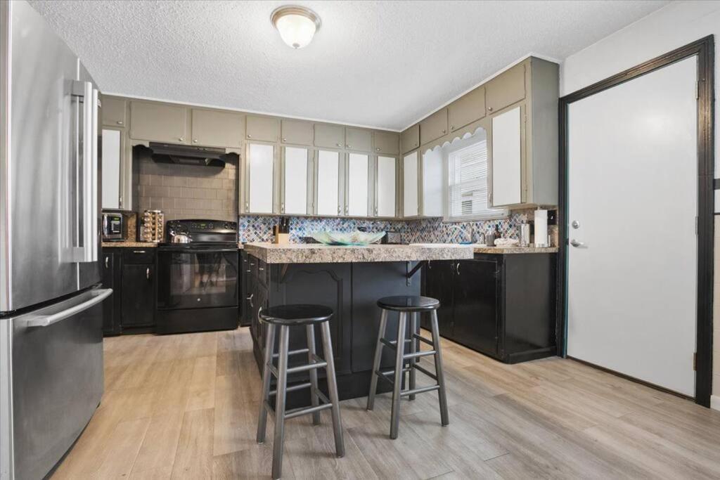 Luxury Oasis- 1 Bedroom Romantic Getaways Lubbock Eksteriør bilde