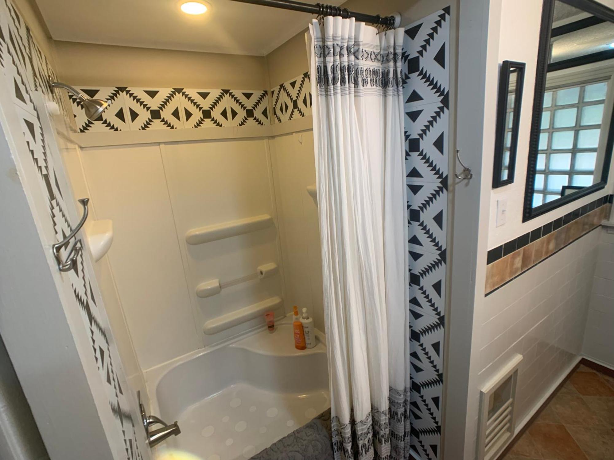 Luxury Oasis- 1 Bedroom Romantic Getaways Lubbock Eksteriør bilde